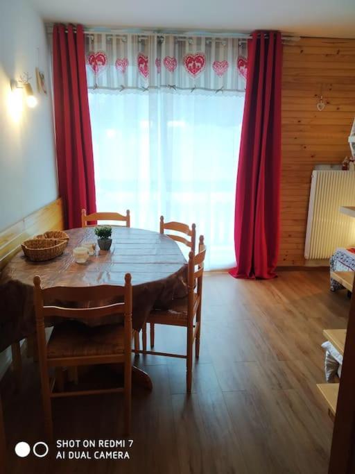 Studio 6 Pers Le Bois D'Aurouze 2Eme Etage Nord SuperDevoluy Екстериор снимка